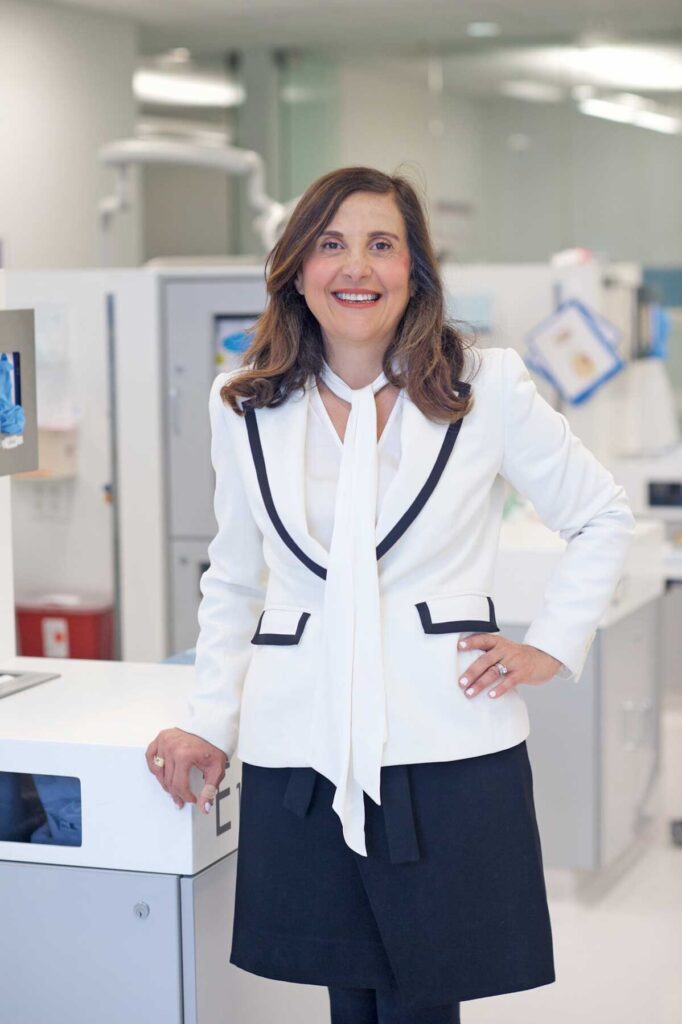 Dr. Rebecca Moazzez