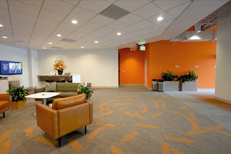 Collaborative space in the 6th floor campus expansion